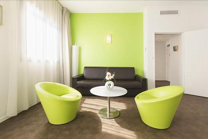 Esatitude Hotel Nice