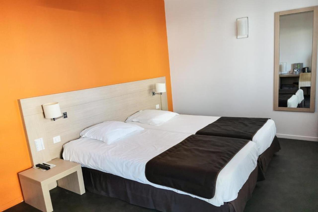 Hotel Esatitude 3*