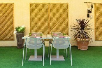 Hotel Esatitude 3*